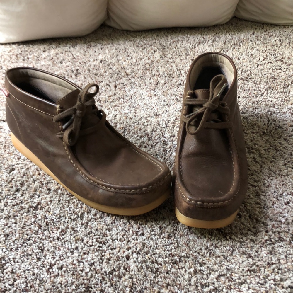 Clark’s Wallabees || Men’s 10.5